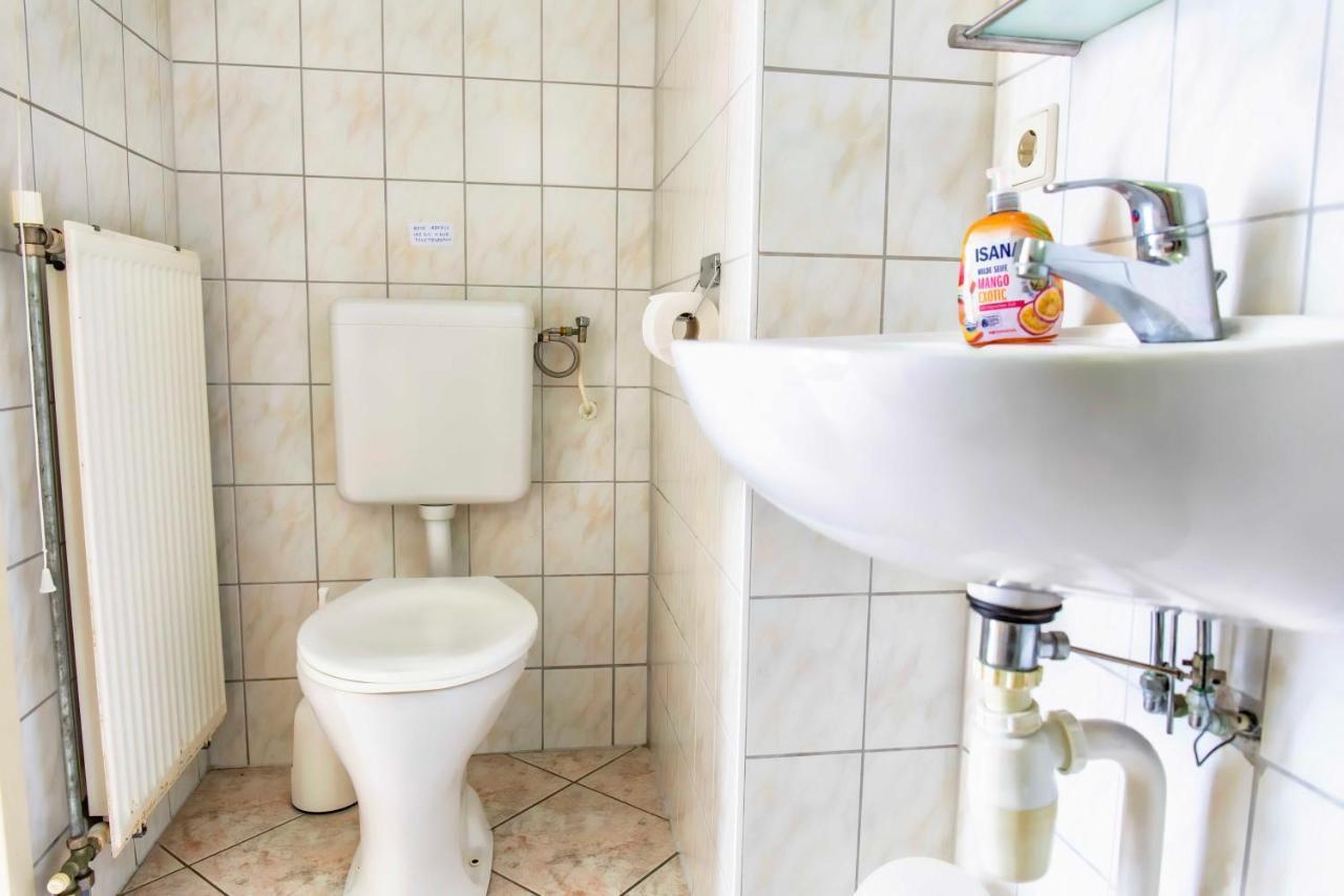 Bungalow 40 Op Recreatiepark De Wielen Sint Maarten Kültér fotó