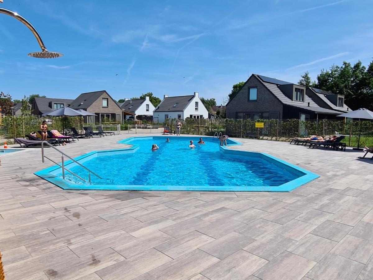 Bungalow 40 Op Recreatiepark De Wielen Sint Maarten Kültér fotó